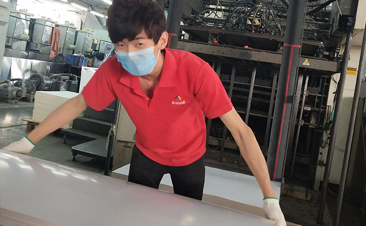 影響彩盒印刷質量的8種因素